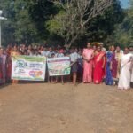 गावामध्ये श्रमदान द्वारे स्वच्छता